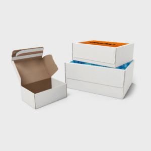 Caja de envío con solapa autosellante
